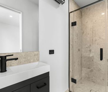 Come Be Delighted! - Photo 2