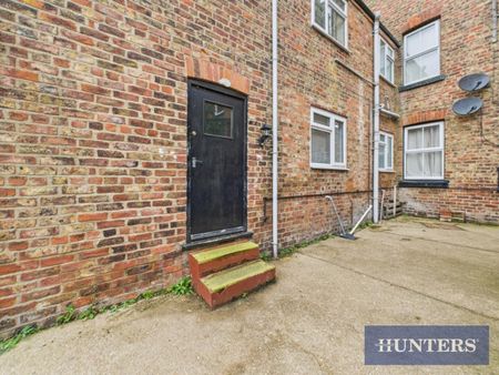 1 bedroom Flat To Let Total Size: 528 SQ FT - Photo 4