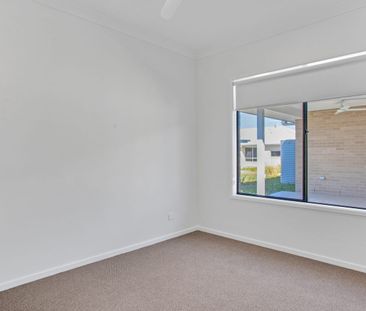 Entertainers Delight in Banya! - Photo 5