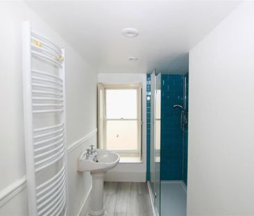 5 bedroom terraced house to rent - Photo 1