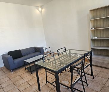 Location Appartement 2 pièces 40m² AIX EN PROVENCE 13100 - Photo 1