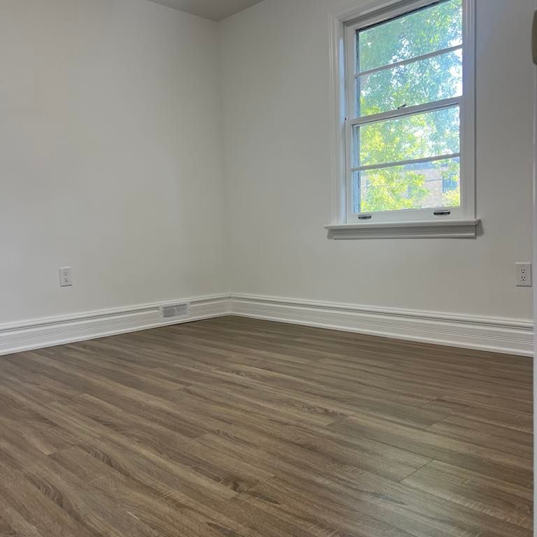 For Lease - 1 Aylesford Drive Unit# Main, Toronto, Ontario - Photo 1