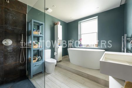 Clarence Road , E17 6AG - Photo 3