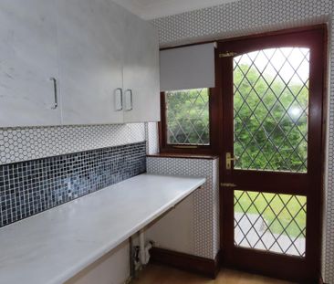 4 bedroom detached house to rent - Photo 5