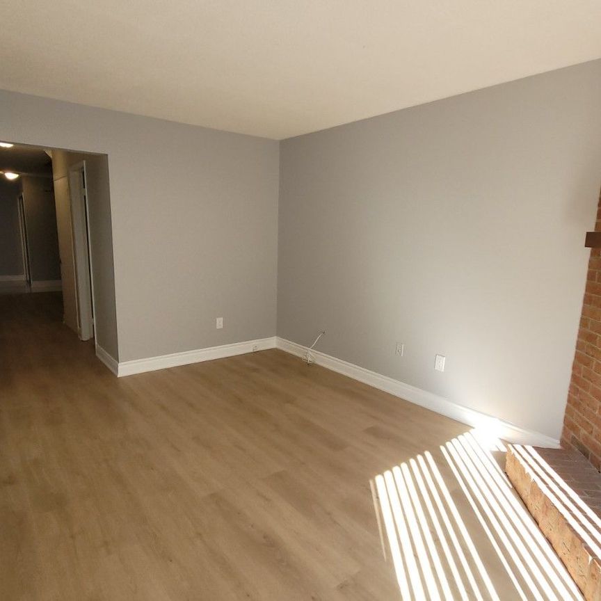 For Lease - 3436 Dovetail Mews, Mississauga, Ontario - Photo 1