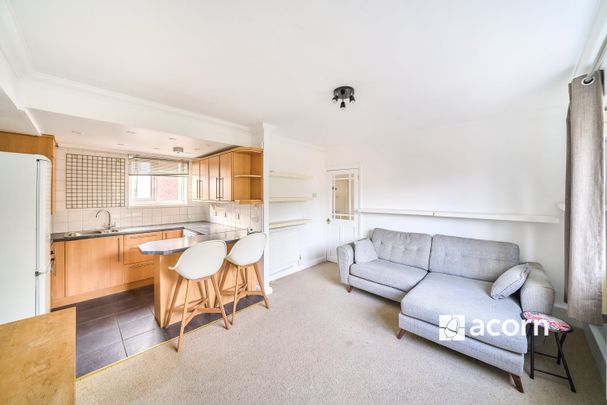 Flat to rent - Maltby Street, London, SE1 - Photo 1