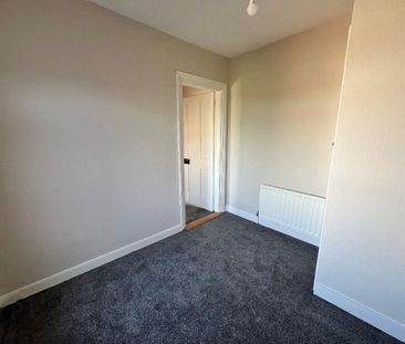 19 Ellis Street, Carrickfergus, BT38 8AY - Photo 3