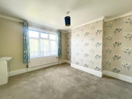 4 bedroom property to rent - Photo 4