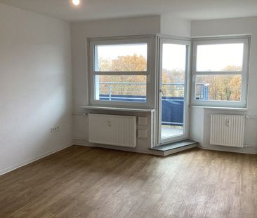 Wir haben renoviert für Sie! Top 2,5 Zimmer Wohnung mit Balkon und ... - Foto 1