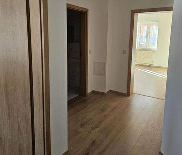 Gemütliche Wohnung ... Bad mit Wanne ... separate Küche! - Photo 6