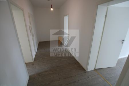 Moderne 2-Raum Erdgeschosswohnung mit Balkon und Wanne! - Photo 2