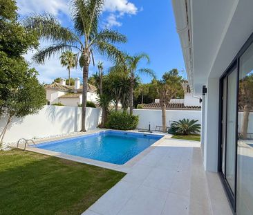 Detached Villa · Nueva Andalucía - Photo 6