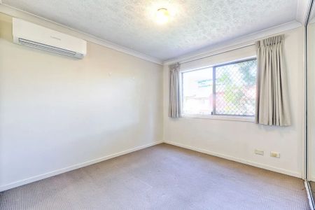 6/15 Finney Road, Indooroopilly QLD 4068 - Photo 4