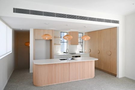 Luxury Beachside home with plunge pool & premium finishes - Photo 5