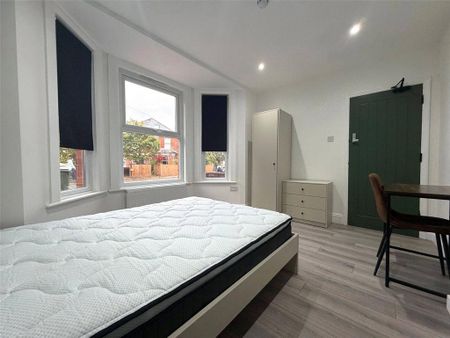 1 bedroom in a house share to rent - Photo 3