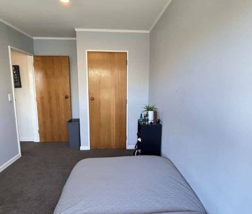 Easy Care 3 Bedroom Home - Photo 3