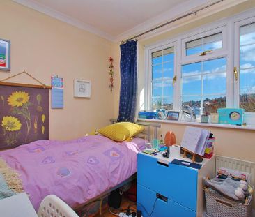 4 bedroom semi-detached house to rent - Photo 6