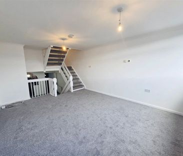 Berwyn Close, Basingstoke, Hampshire, RG22 - Photo 1