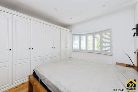 Detached in Colston Avenue , Carshalton, SM5 2NU - Photo 5
