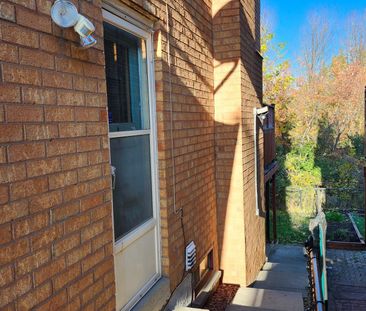 For Lease - 59 Sunforest Drive Unit# Bsmt, Brampton, Ontario - Photo 3
