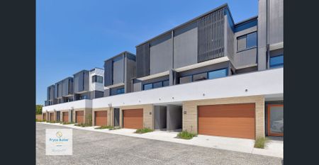 "Embrace Community and Comfort in Banyo!"... DUCTED AIR-CONDIOTIONING TO ALL ROOMS... POOL... GYM... BBQ AREA... - Photo 2