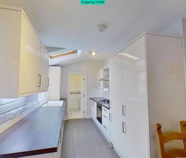 6 bedroom end of terrace house to rent - Photo 5