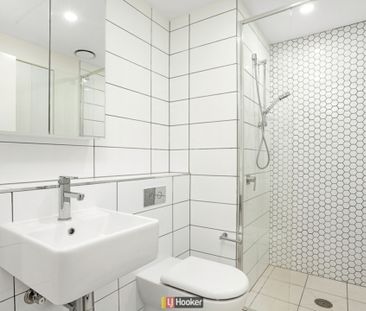 611/120 Eastern Valley Way, Belconnen ACT - Photo 2