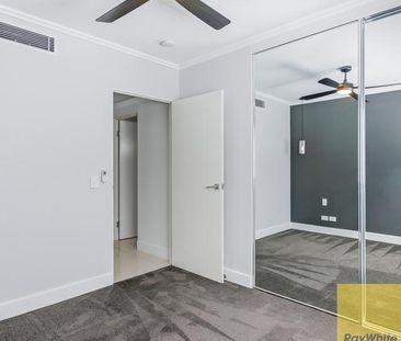 $950 per week / $3,800 Bond - Photo 4