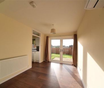 2 bedroom end of terrace house to rent - Photo 1
