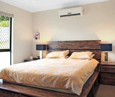 4 Bedroom House in Peaceful Neighborhood - Photo 3