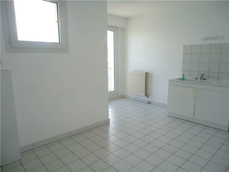 Appartement 3 pièces à louer St Étienne - 42000 / Réf: LA2990-COMPANY39997BYE - Photo 2