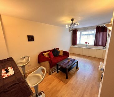 1 bed Apartment - To Let - Photo 2