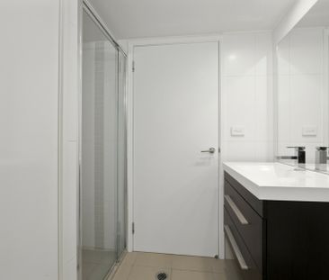 Fabulous One Bedroom in Braddon - Photo 6