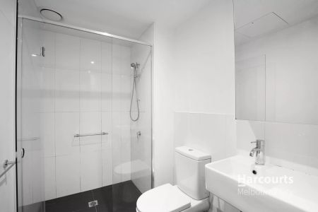 Aura Apartment Available Now! - Photo 5