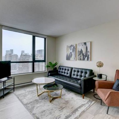 Modern 1BR Furnished Condo in Yaletown| Prime Vancouver Location - Photo 1