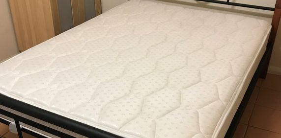 Private Room In Shared Complex - Photo 2