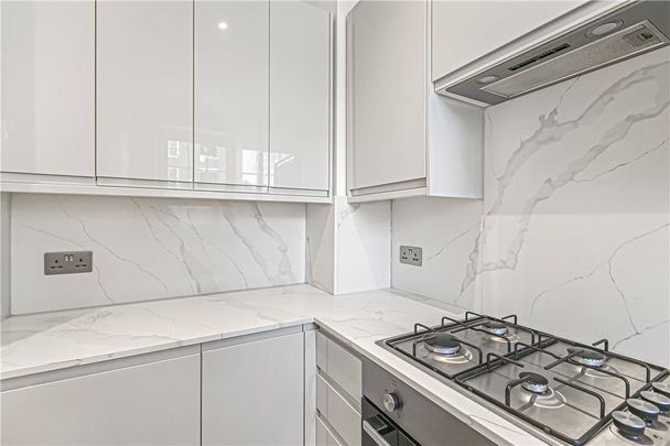 Long Lane, London, SE1 4BL - Photo 1