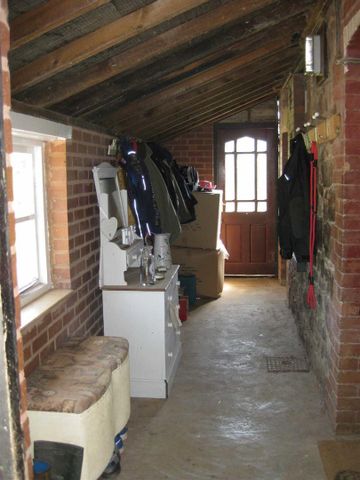 Cove, Tiverton - Photo 3