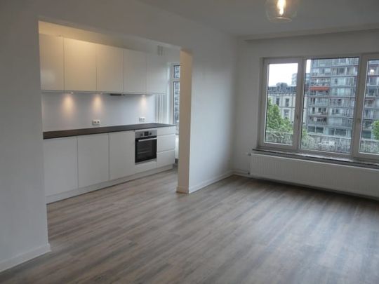 Appartement te huur - Photo 1