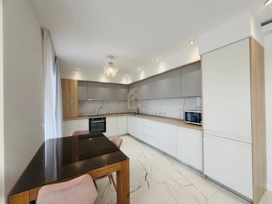 Penthouse de inchiriat 100 mp terasa 60 mp - Photo 1