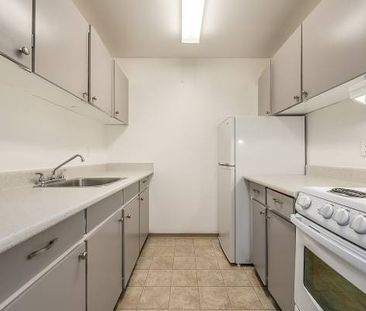 Lakehill Villa - 1 Bedroom - Available February 1st - Photo 1