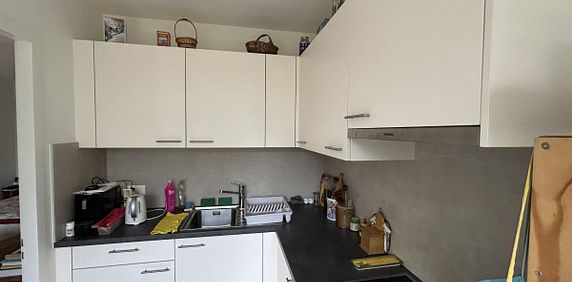 Bel appartement de 2 pièces au 3ème étage - Photo 2