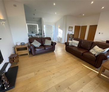 2 bedroom bungalow to rent - Photo 2