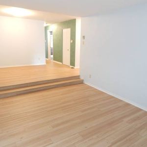 Adjacent to Downtown, Bright and Spacious 2-bedroom Apartment - Photo 2