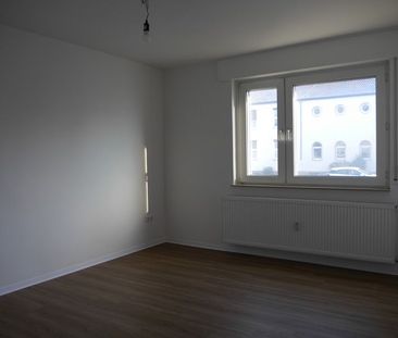 ﻿Schöne 3-Zimmer-Wohnung mit Tageslichtbad und Balkon in Hanau zu v... - Foto 2