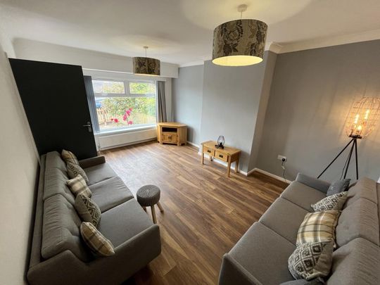 Eden Gardens, Leeds, LS4 - Photo 1