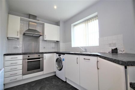 2 bedroom apartment to rent - Photo 2