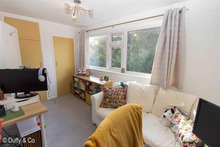 2 bedroom property to rent - Photo 2