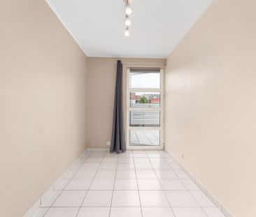 Ruim en instapklaar appartement met groot terras in centrum - Photo 4