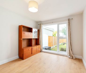 Price €3,250 pcm - Available Now - Unfurnished - Photo 2